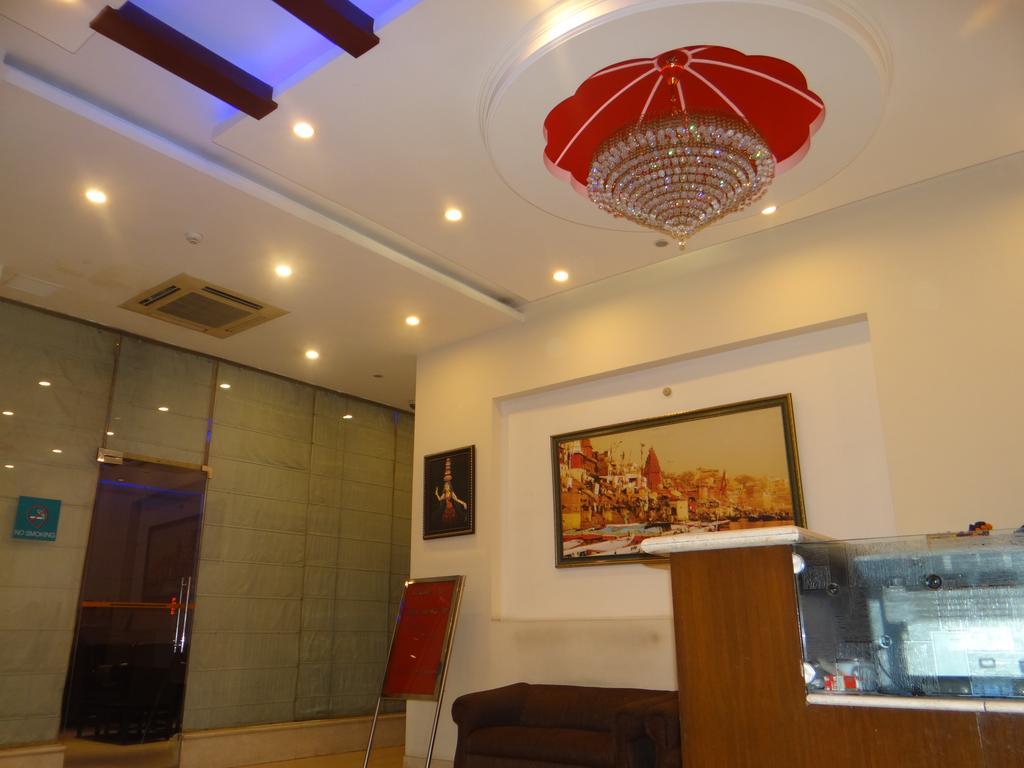 Hotel Janhvi International, Varanasi